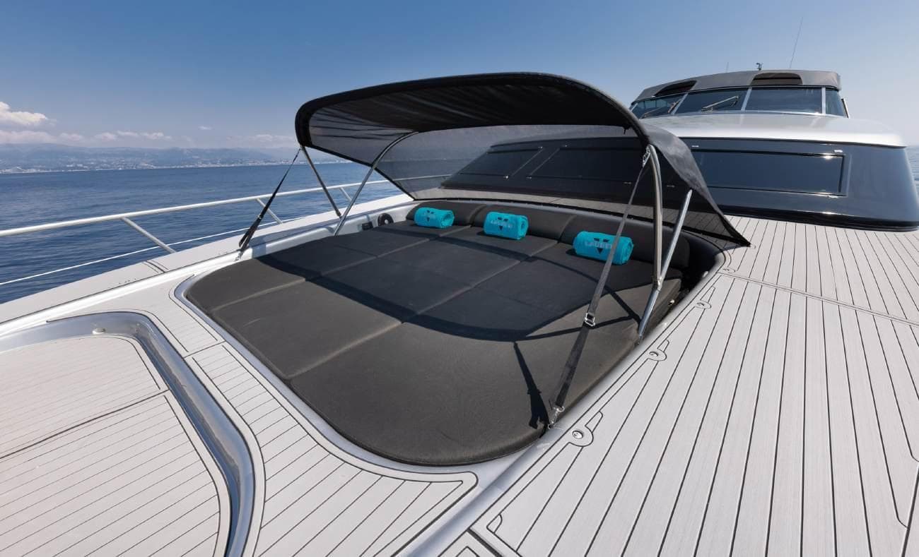 Bow sunbeds with retractable folding canopy