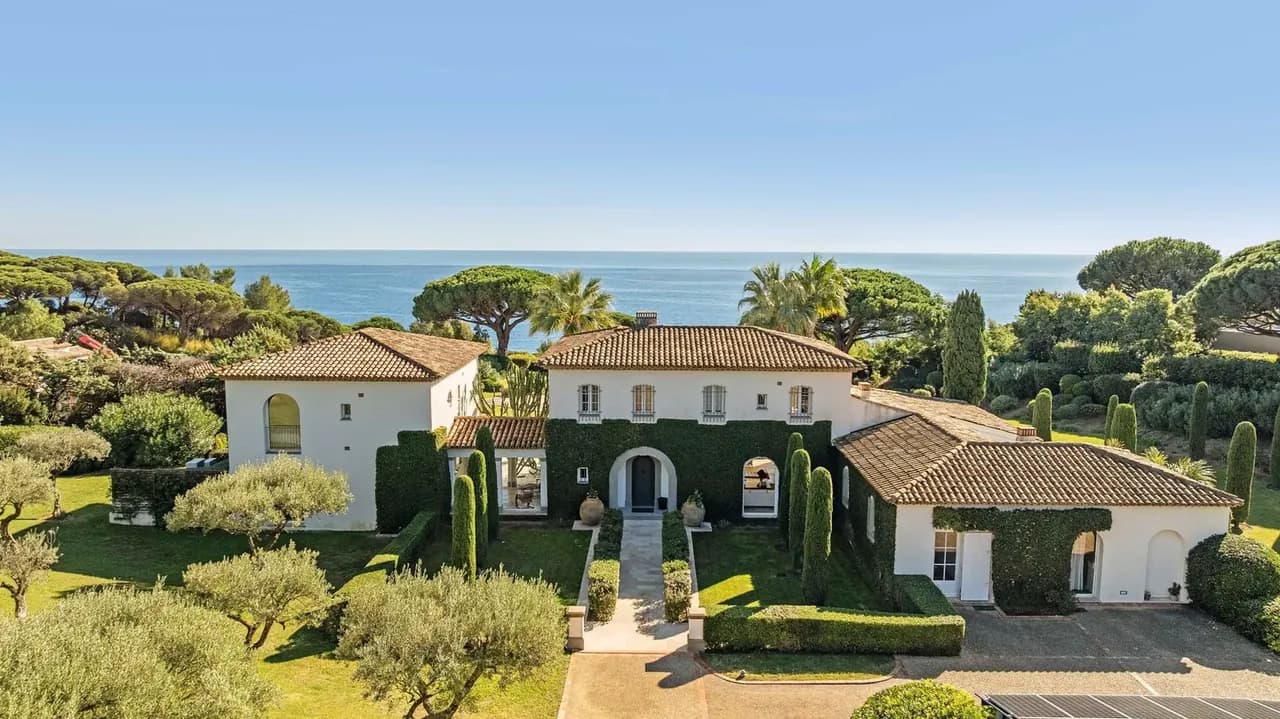 Private villa chauffeur Ramatuelle Saint-Tropez