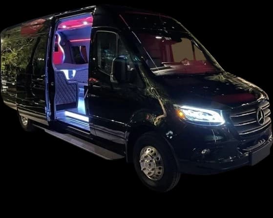Mercedes Sprinter Van VIP chauffeur privé Saint-Tropez — 8 passagers