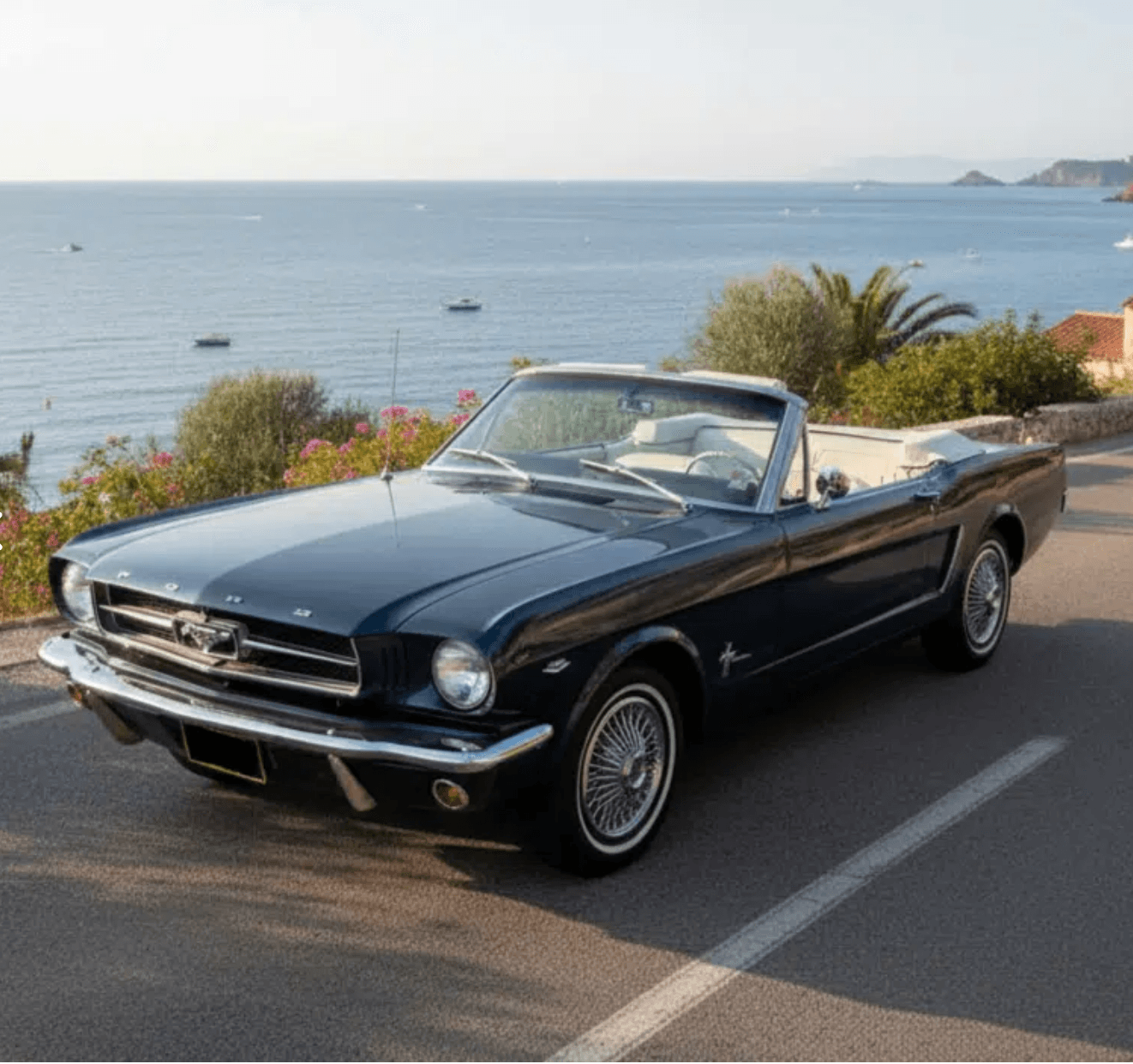 Ford Mustang 1965 vintage car hire on the Côte d'Azur